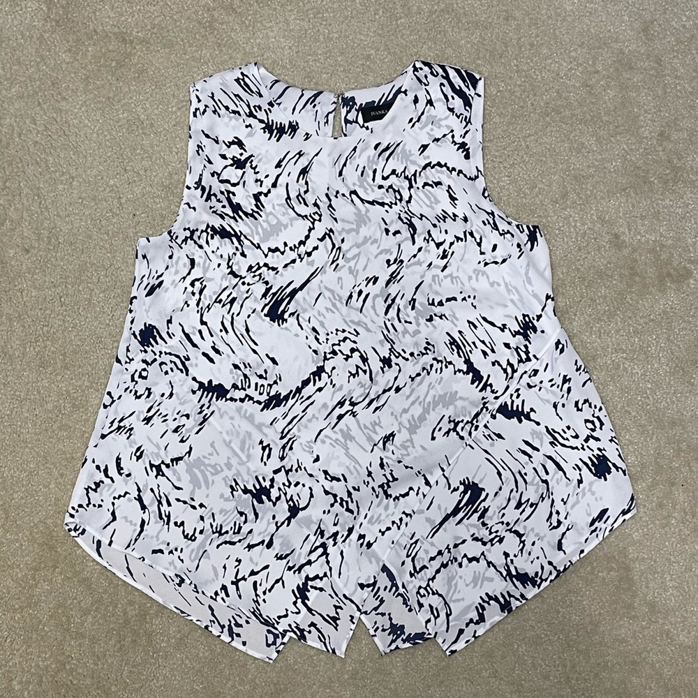 Ivanka Trump - White & Blue Sleeveless Blouse - Size S/P